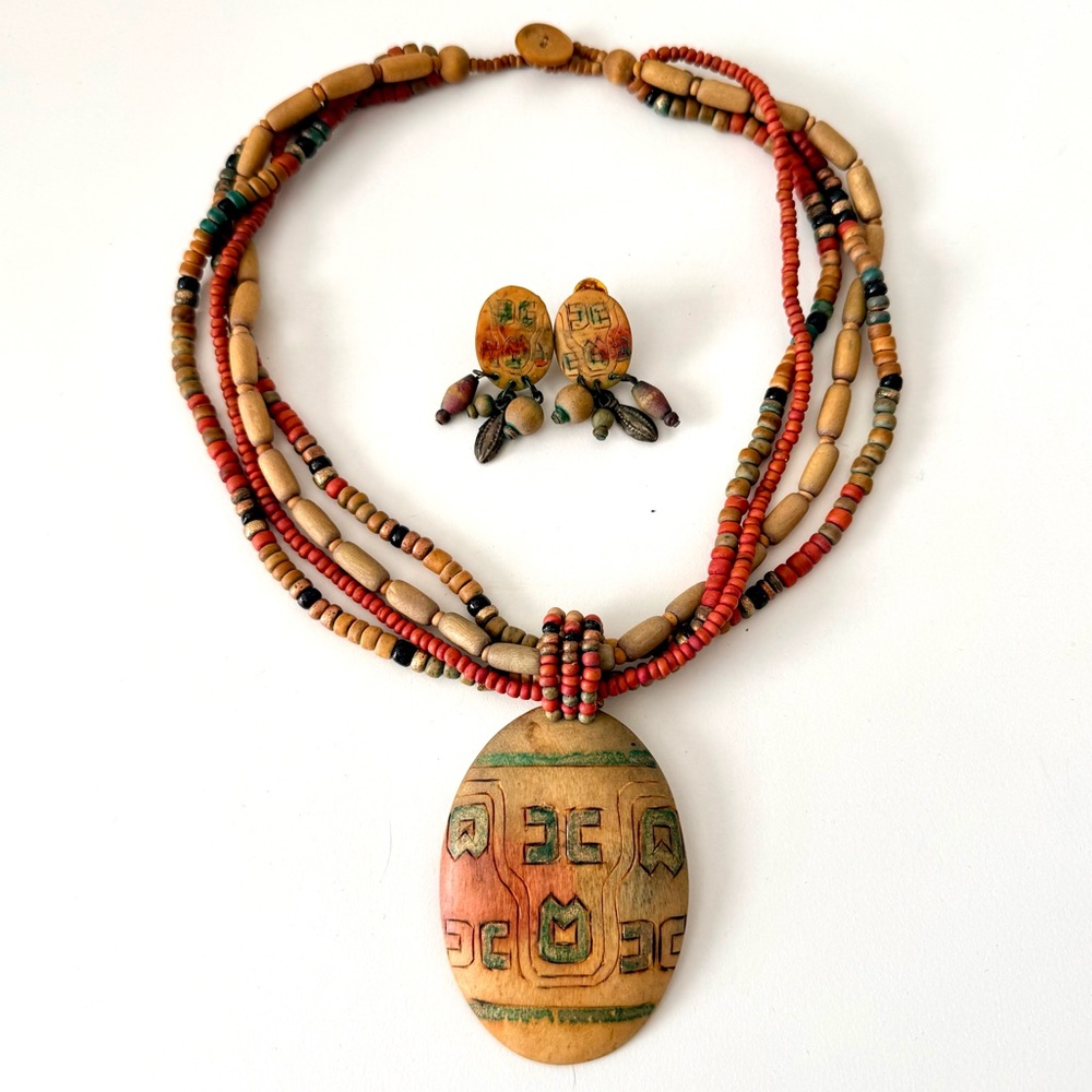 Vintage Artisan Hand Carved Wood Beaded Necklace & Clip-On Earring Set